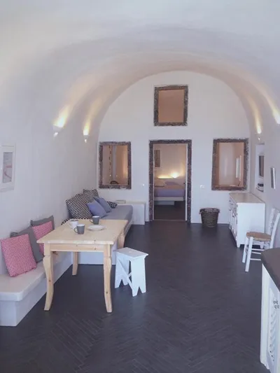 Altana Cliffside Villas Santorini