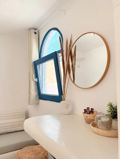Cal Day Rooms Santorini