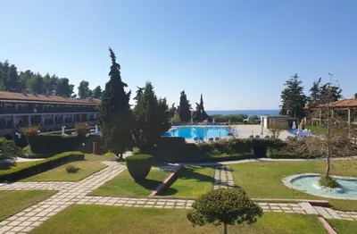 Simantro Resort