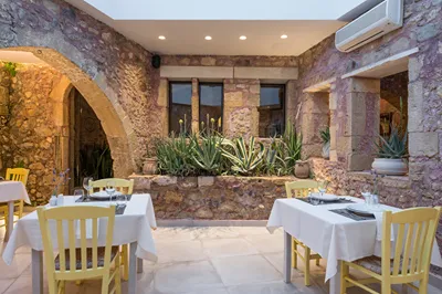 Spilia Village Hotel & Villas