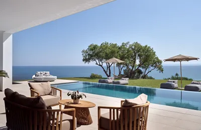 Omnia Villa