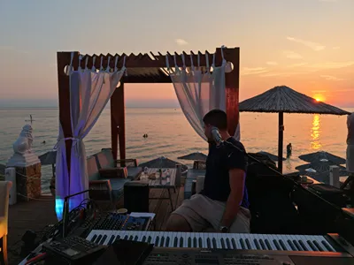 GREEK PRIDE EVLOGIA SEASIDE