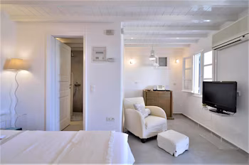 Manu Mykonos Luxury Villa