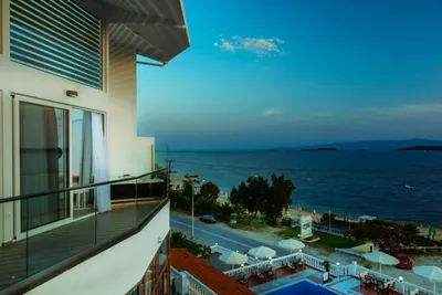 Akti Ouranoupoli Beach Resort