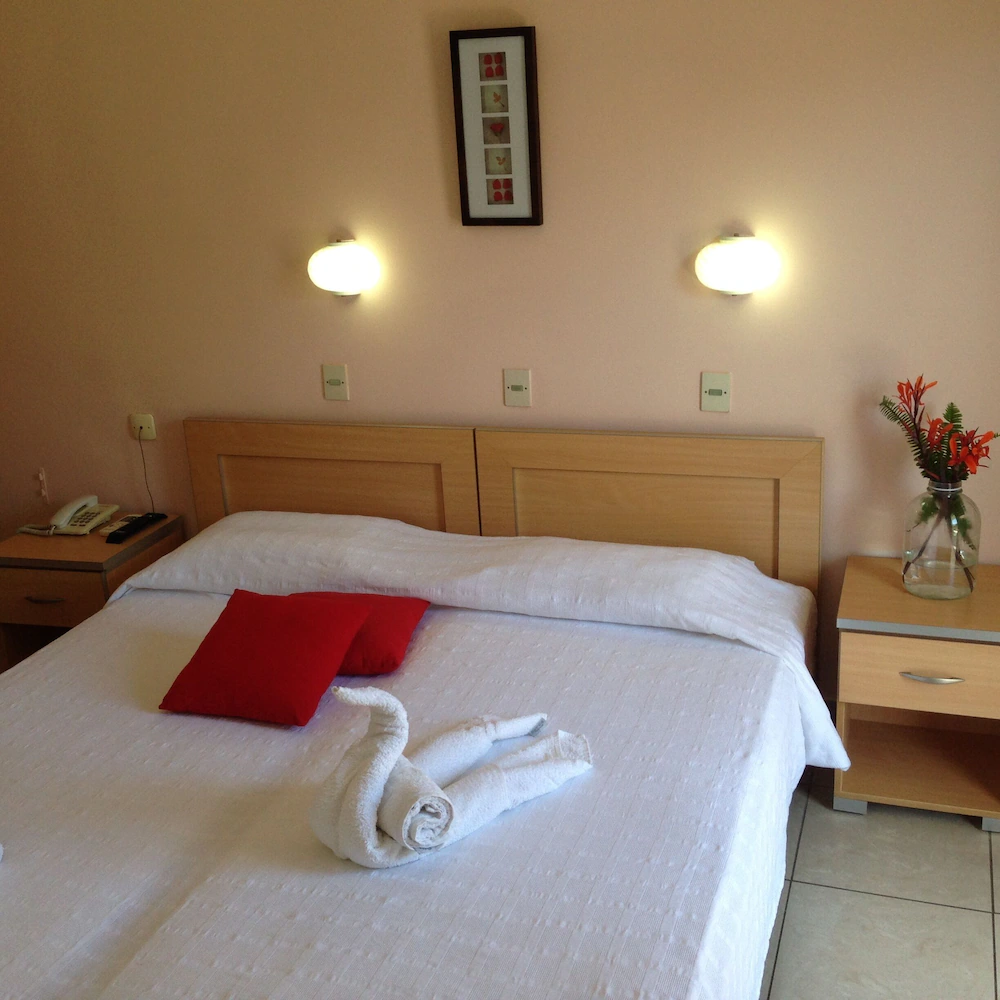 ZEFYROS HOTEL