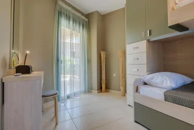 TORONI BLUE SEA HOTEL