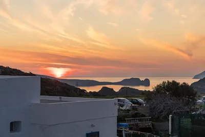 Allure Milos
