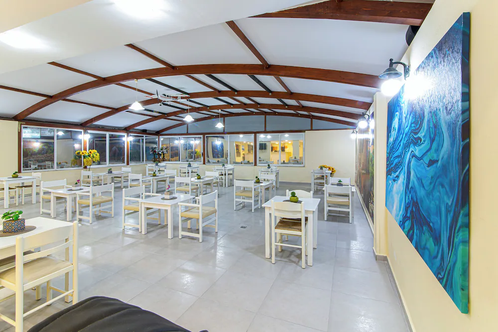 Triton Hotel