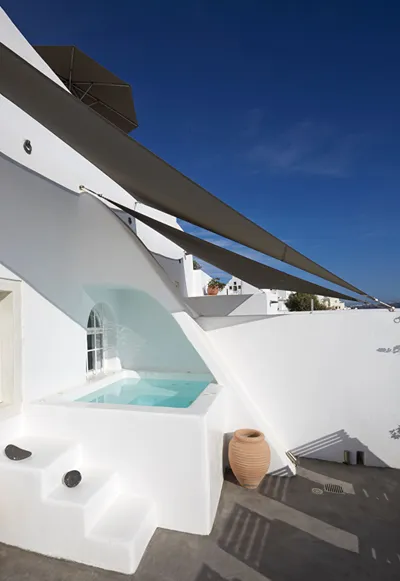 Atrina Santorini