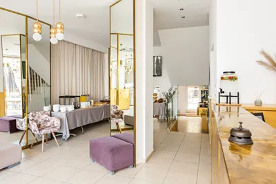 Coral Hotel - Hotelia Hospitality Group
