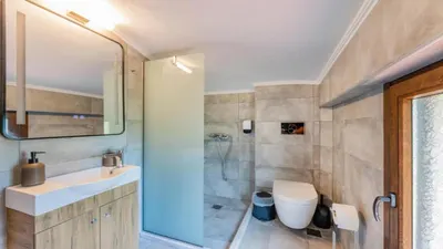 Penelope Luxury Suites