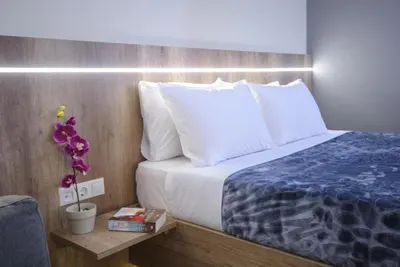 Yakinthos Hotel