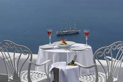 Athina Luxury Suites
