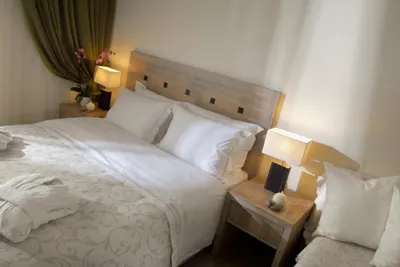 PORTES BEACH HOTEL