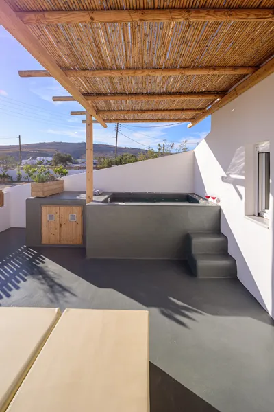 Athiri Luxury Suites Santorini