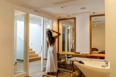 Cresanto Luxury Suites