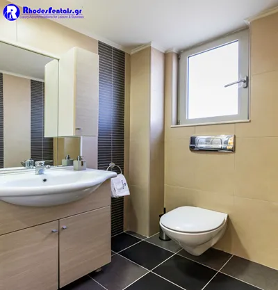 Rhodes Central Suite