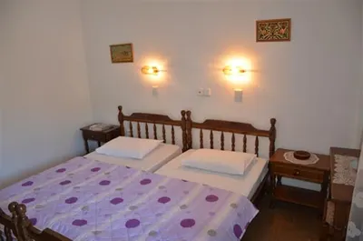Theo Hotel