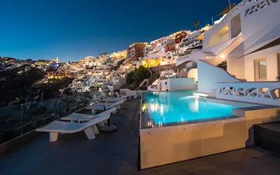 Athina Luxury Suites