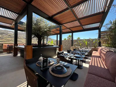 Ftelia Black Villas