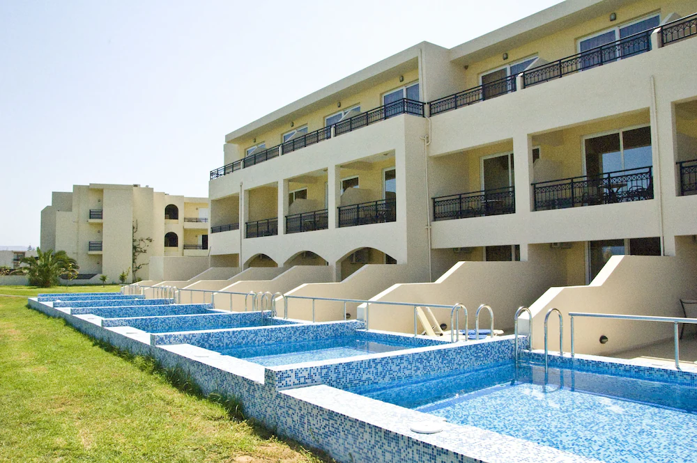 Vantaris Palace Hotel