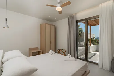 La Vea Suites Milos