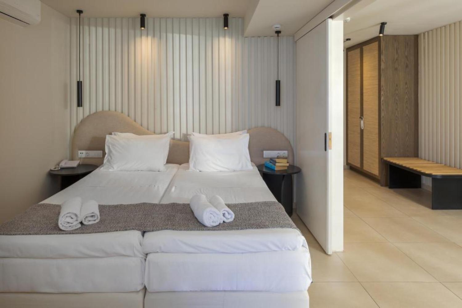Alia Beach Hotel