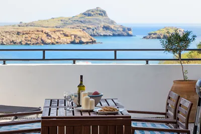 Thea Villas & Suite
