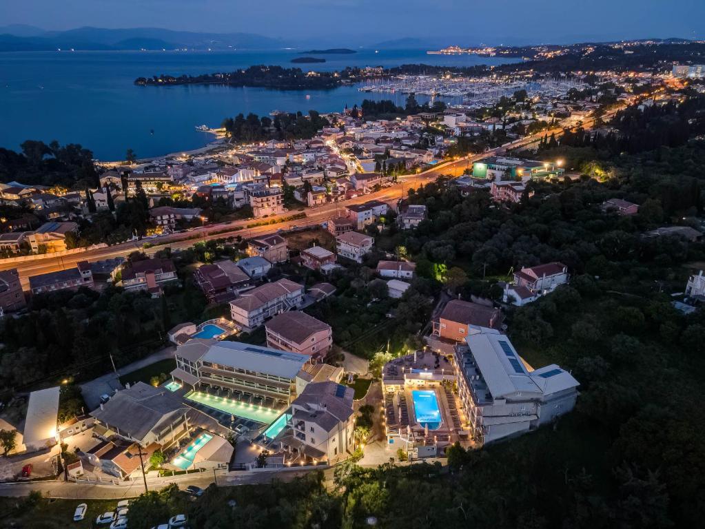 Palapart Gikas Studios and Suites