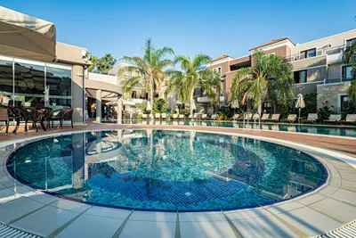 Okeanis Golden Resort