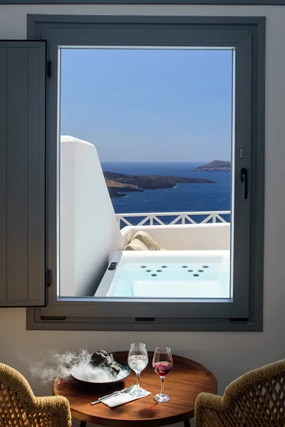 Elia Caldera Suites