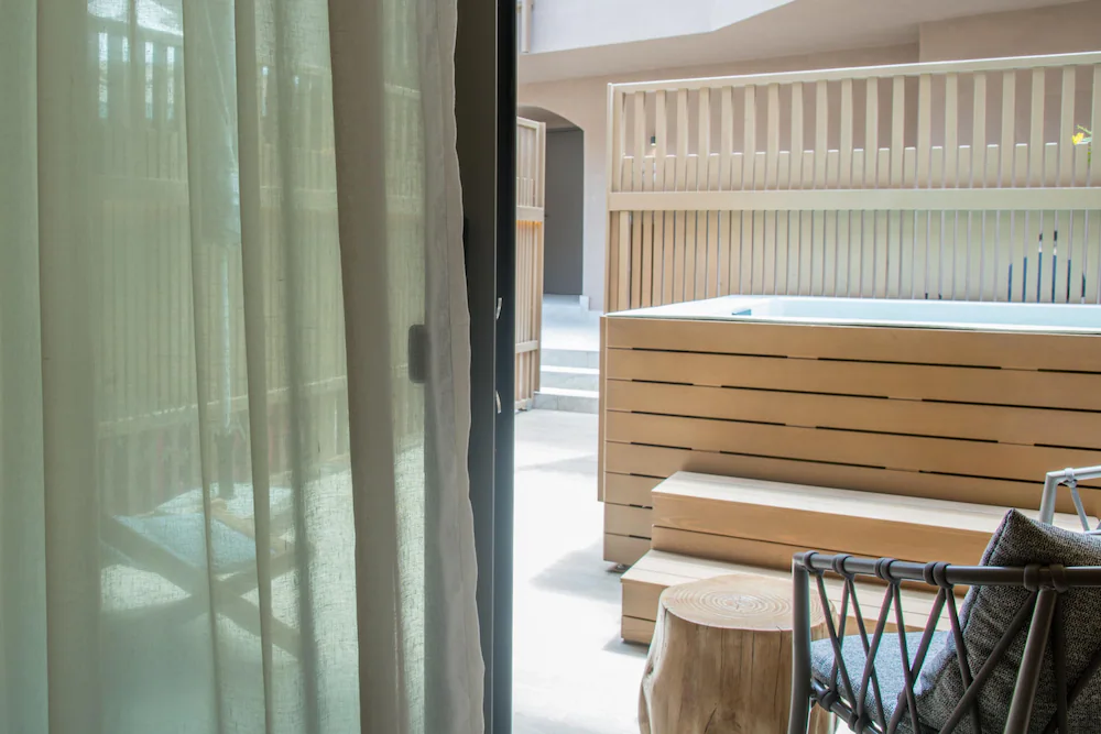 Senseana Sea Side Resort & Spa
