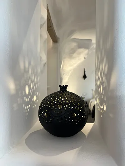 Numa Santorini