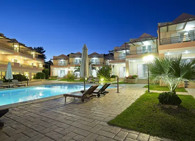 Avantis Suites Hotel Eretria