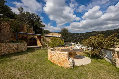 Oak Tree Estate