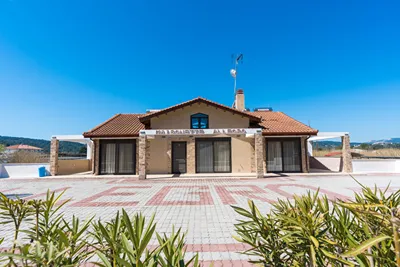 Allegro Maisonettes