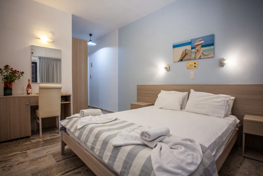 Hotel Myrtis