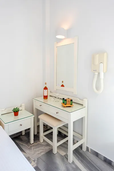 Irene Hotel & Studios | Beachfront
