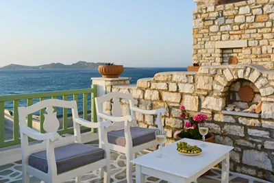 Villa Isabella Studios & Suites