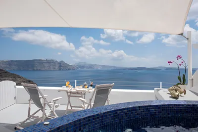 Ambition Suites Santorini