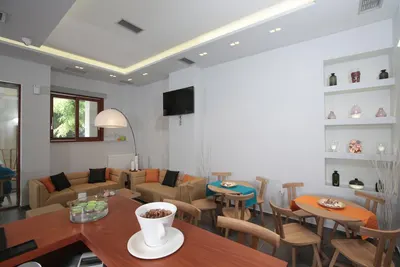 Meni Apartments Hotel