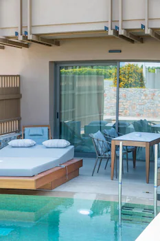 Senseana Sea Side Resort & Spa