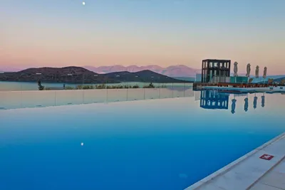 Royal Marmin Bay Boutique & Art Hotel