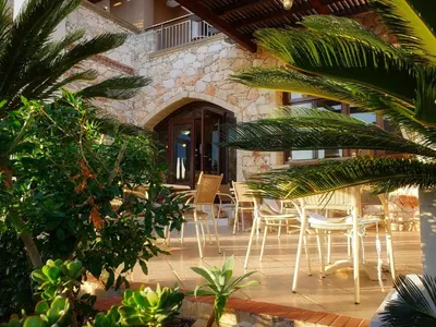 Areti Hotel