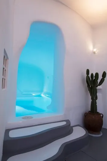 Trieris Villa & Suites
