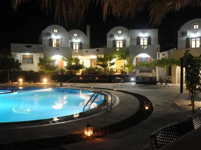 SANTORINI HOTEL MESOTOPOS