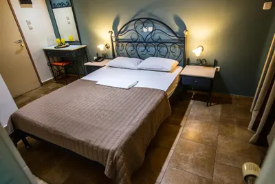 Argo Hotel