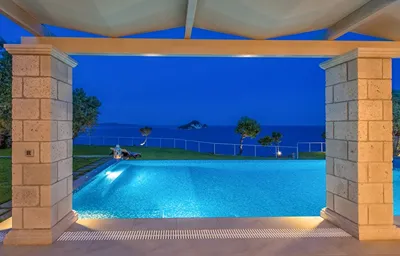 Avra Villa