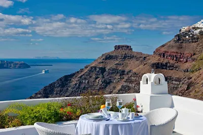 Cliff Side Suites