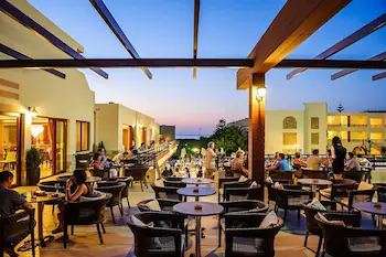 Vantaris Palace Hotel